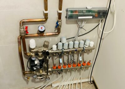 v plumb ltd 14