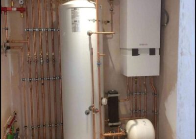 v plumb ltd 16