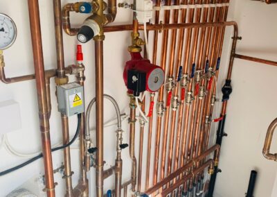 v plumb ltd 21